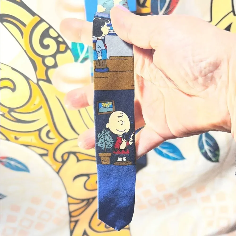 Vintage Peanuts Snoopy and Friends Mortgage Sweet Mortgage Silk Tie 4